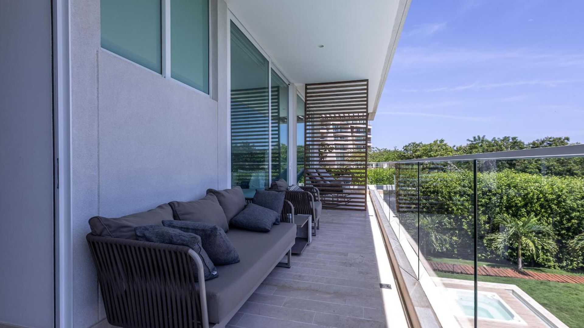 Brand New 4br At Calablanca *