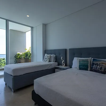Villa Brand New 4br At Calablanca