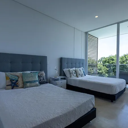 Villa Brand New 4br At Calablanca *