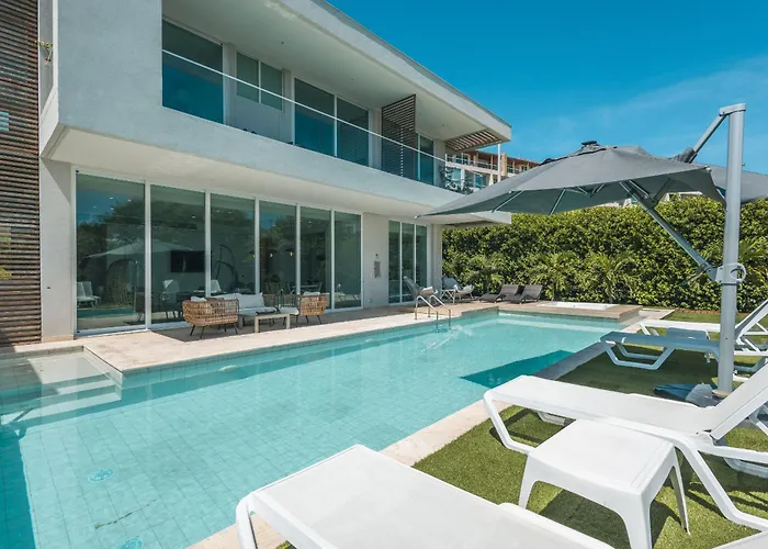 Brand New 4Br Villa At Calablanca